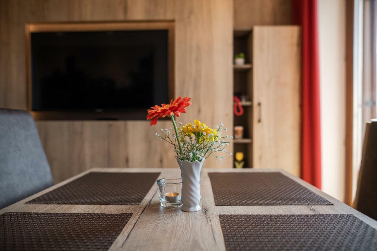 Residence Neuhof 蒂鲁罗 外观 照片